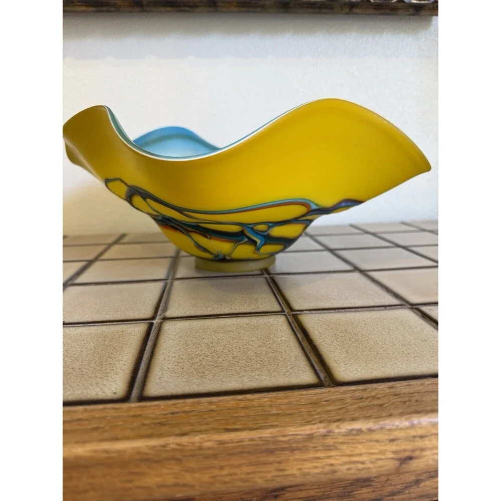 Vintage Azerbaijan Glassware Hand Blown Art Glass Freeform Centerpiece Bowl